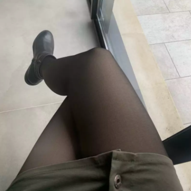 Léa, 29